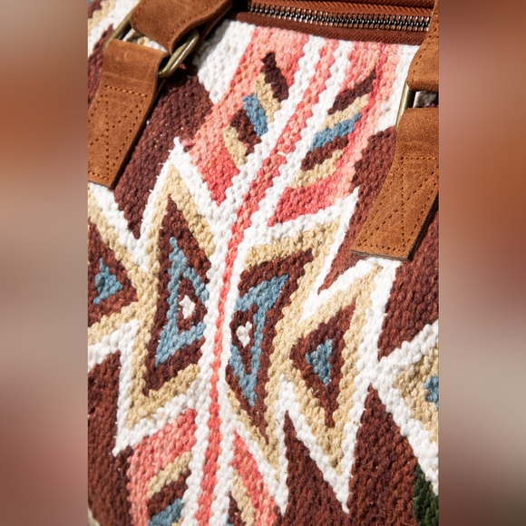 Handwoven Boho Chic Boston Bag / Satchel - Navajo Aztec Inspired Design - Picture 3 of 12